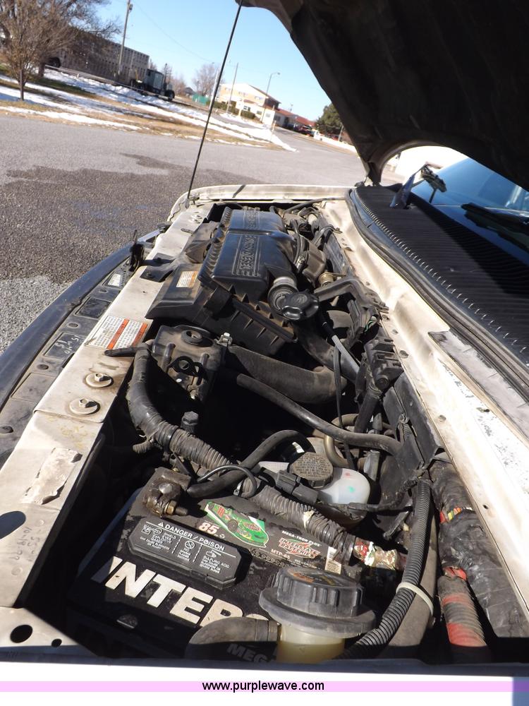 image for item I9244 1996 Ford Econoline E350 ambulance