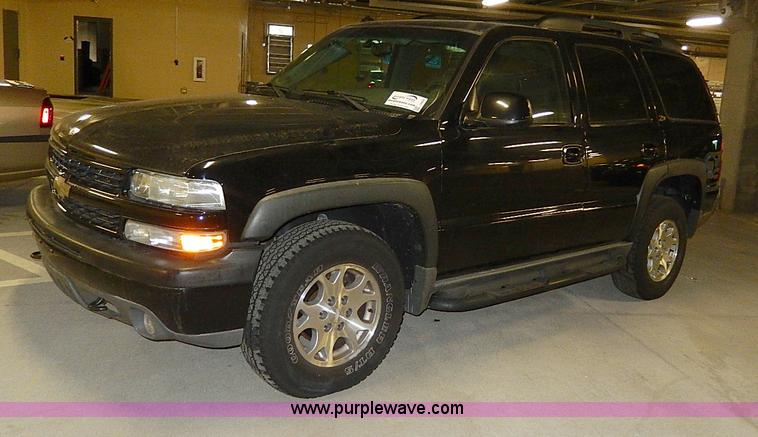 image for item I9450 2003 Chevrolet Tahoe Z71 SUV