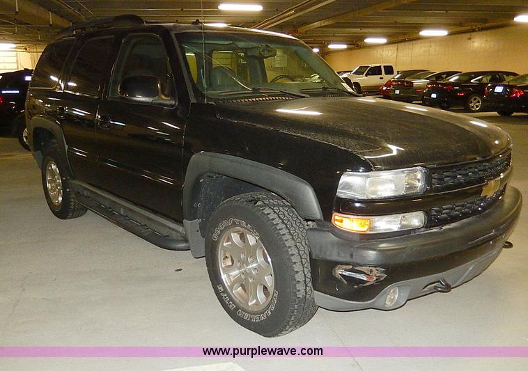 image for item I9450 2003 Chevrolet Tahoe Z71 SUV