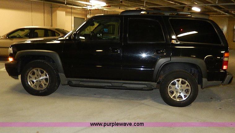 image for item I9450 2003 Chevrolet Tahoe Z71 SUV