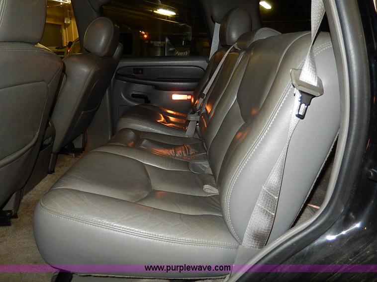 image for item I9450 2003 Chevrolet Tahoe Z71 SUV