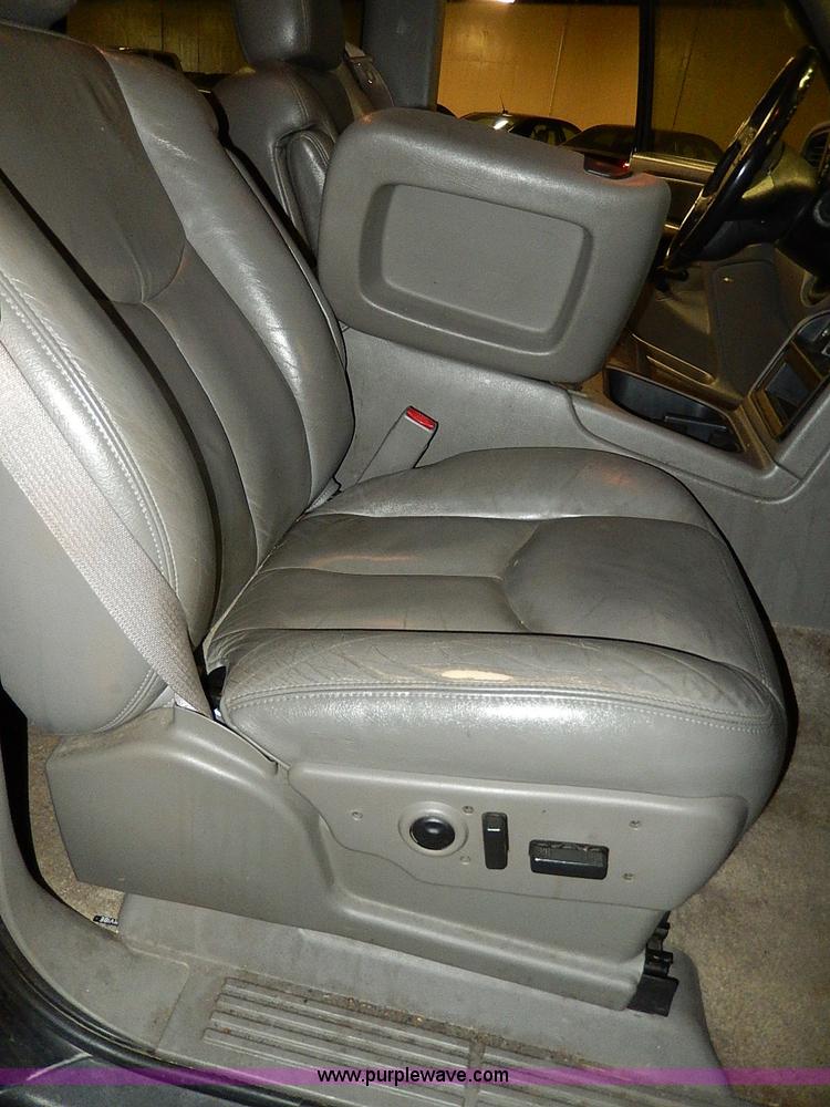 image for item I9450 2003 Chevrolet Tahoe Z71 SUV