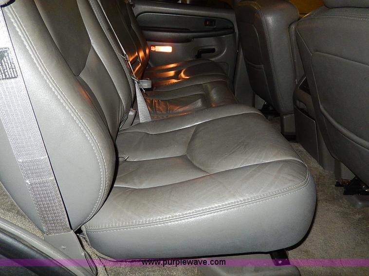 image for item I9450 2003 Chevrolet Tahoe Z71 SUV