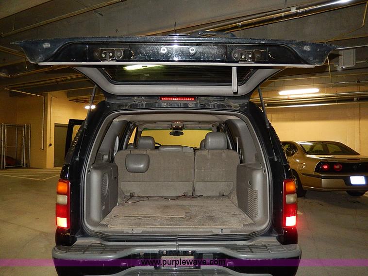 image for item I9450 2003 Chevrolet Tahoe Z71 SUV