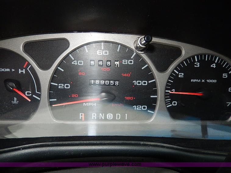 image for item I9478 1999 Ford Taurus LX