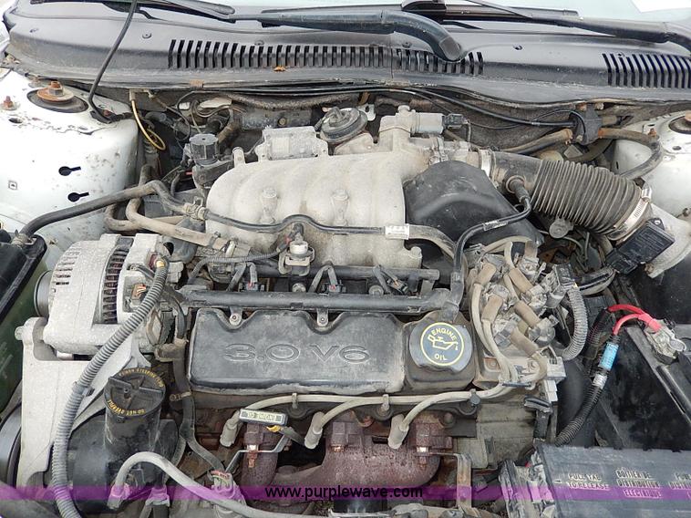 image for item I9478 1999 Ford Taurus LX