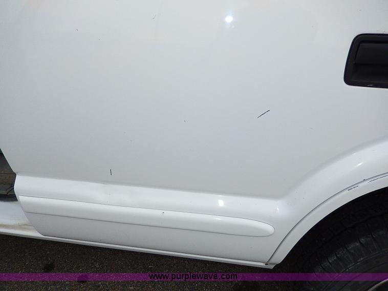 image for item I9480 2002 Chevrolet Blazer LS SUV