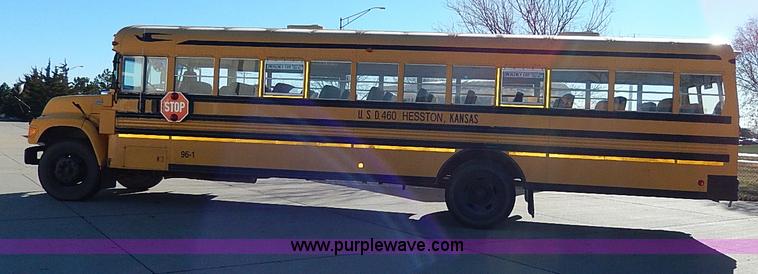image for item I9500 1996 Ford B800 Bluebird school bus
