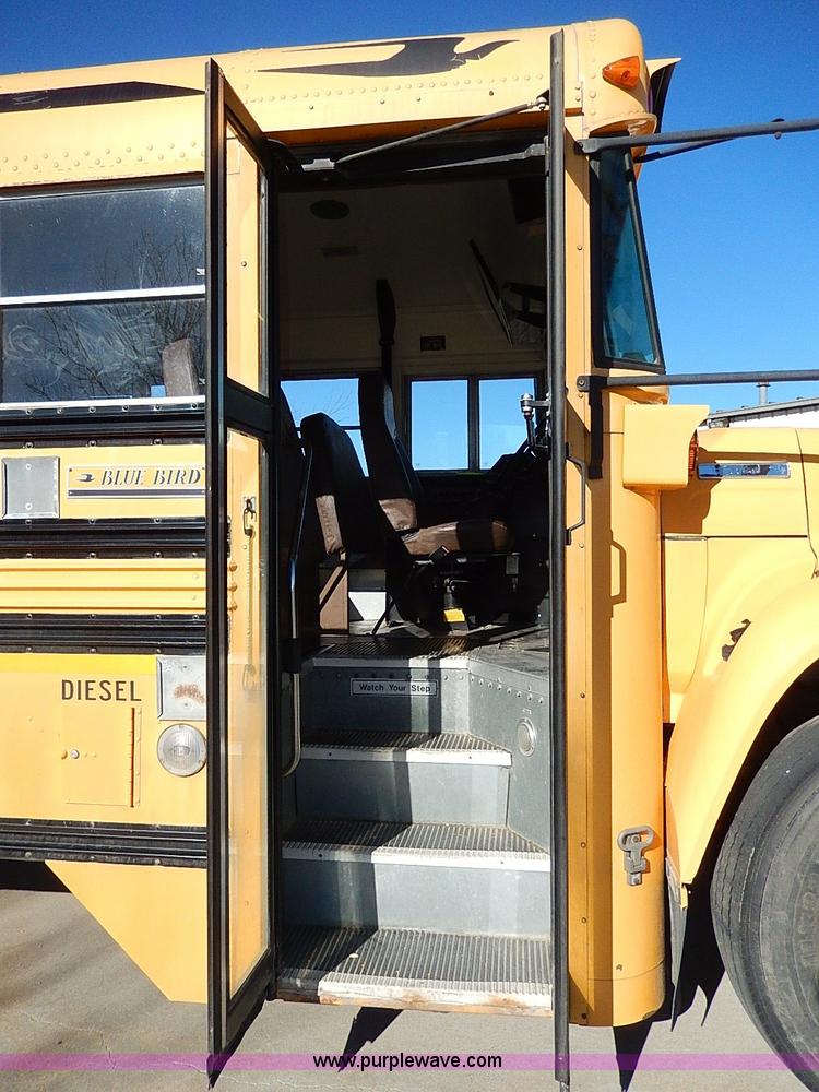 image for item I9500 1996 Ford B800 Bluebird school bus