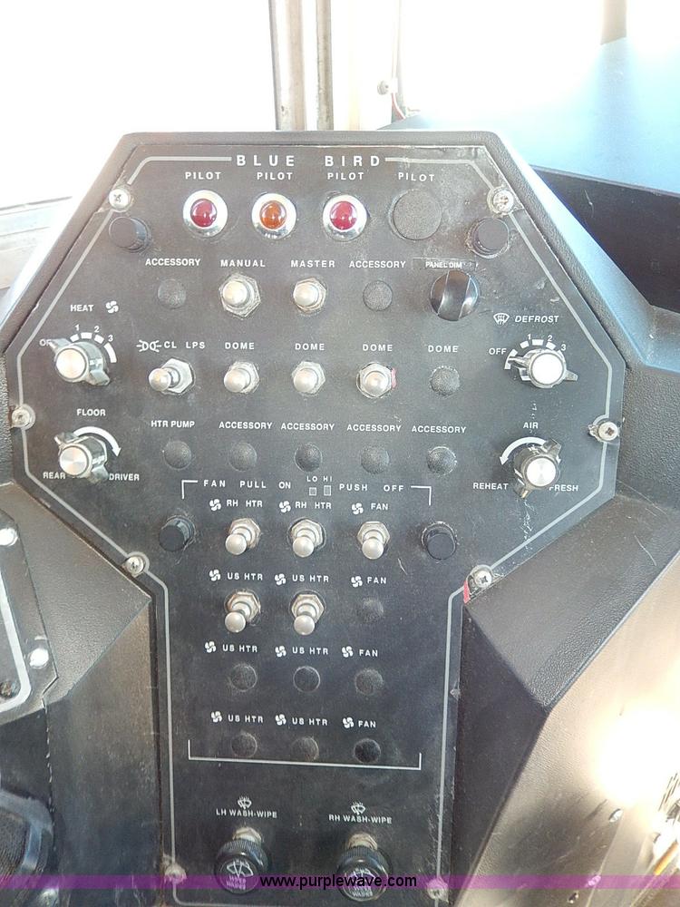 image for item I9500 1996 Ford B800 Bluebird school bus