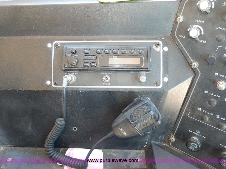 image for item I9500 1996 Ford B800 Bluebird school bus