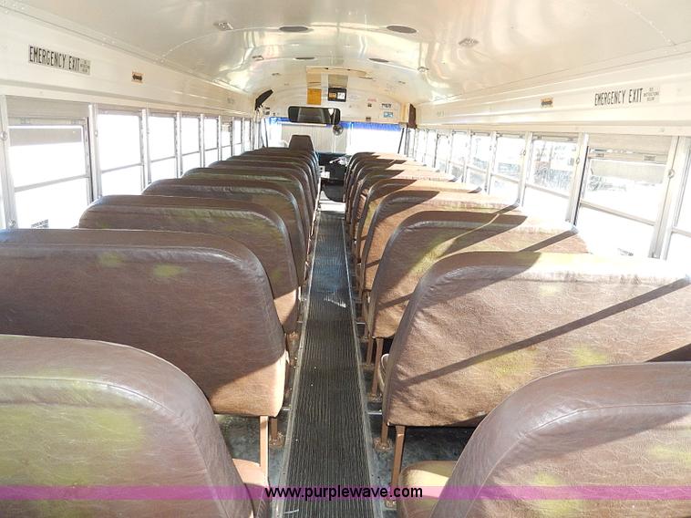 image for item I9500 1996 Ford B800 Bluebird school bus