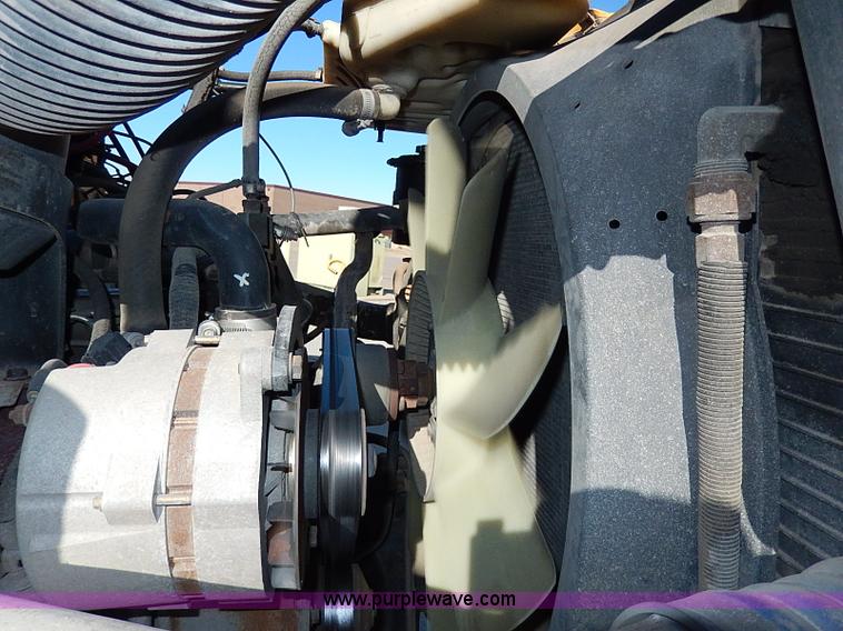 image for item I9500 1996 Ford B800 Bluebird school bus