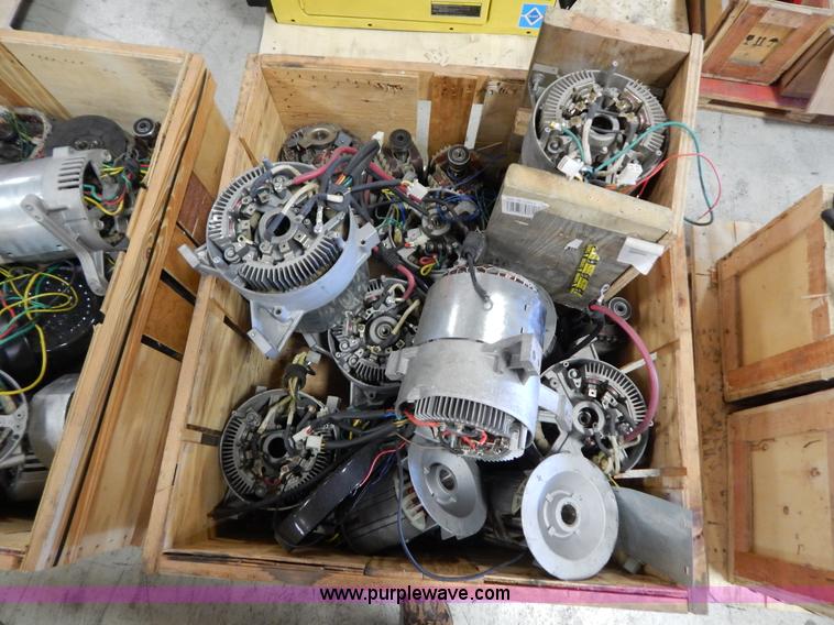 image for item AO9187 Assorted generator parts