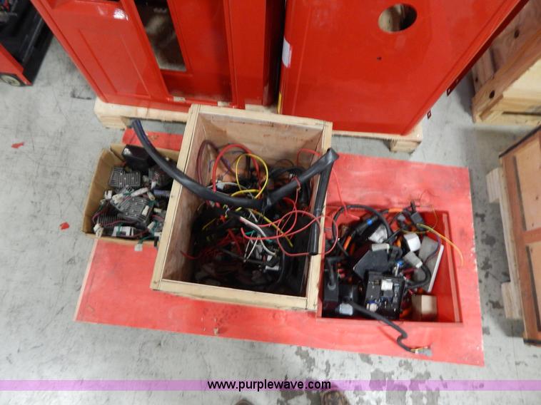 image for item AO9187 Assorted generator parts