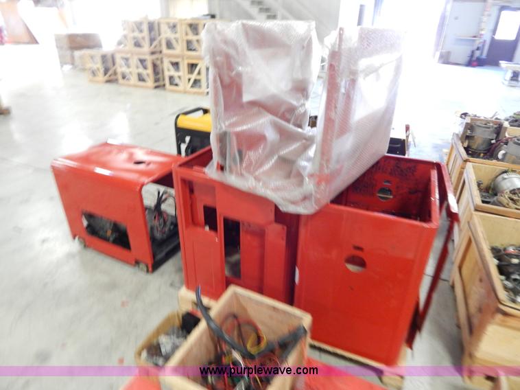 image for item AO9187 Assorted generator parts