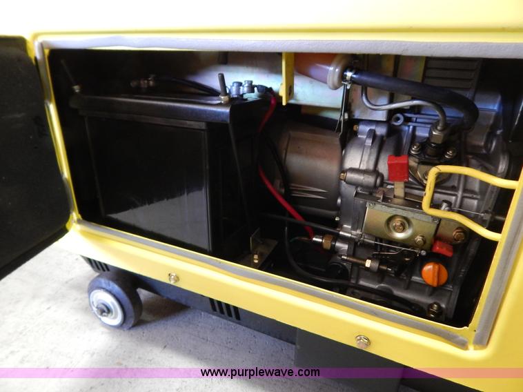 image for item AO9238 Apollo AED6500S generator