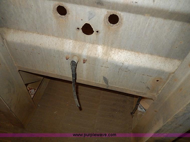 image for item AP9784 Merrit headache rack