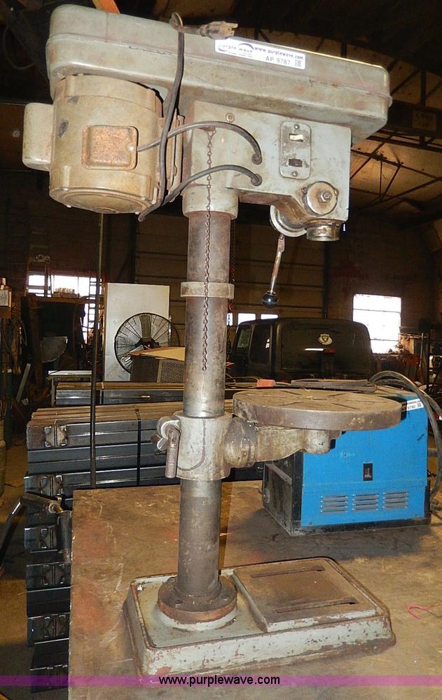 KT DP200 12 speed heavy duty drill press in Manhattan, KS Item
