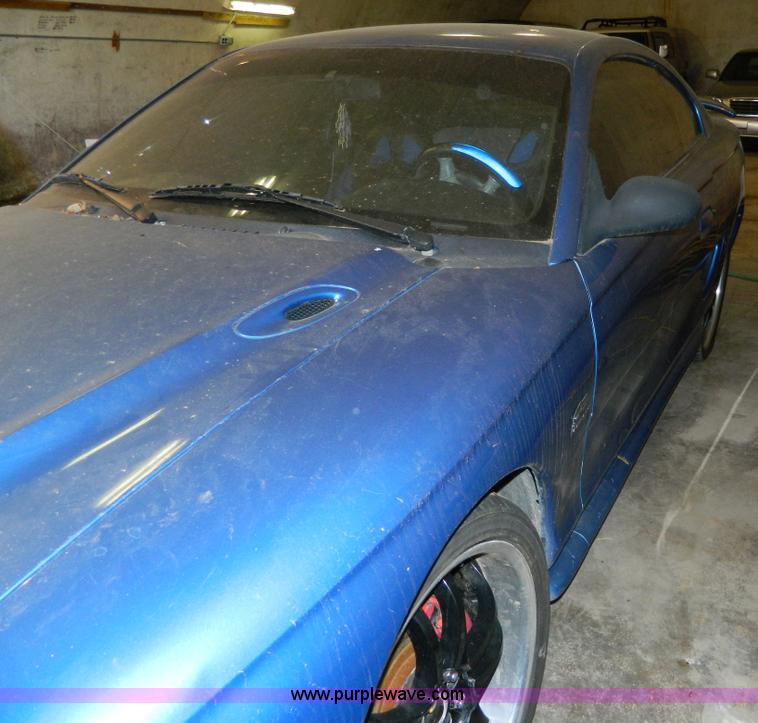 image for item D6039 1995 Ford Mustang GT