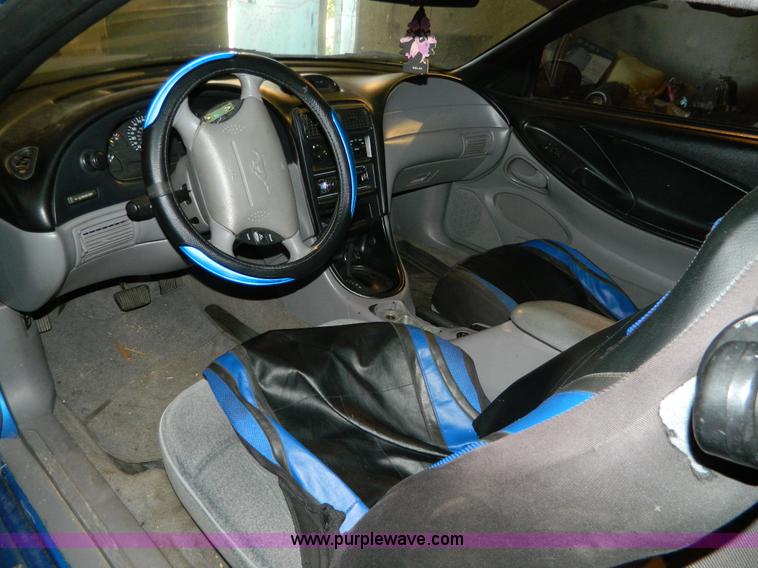 image for item D6039 1995 Ford Mustang GT