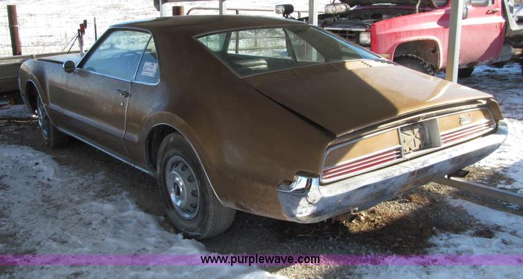 image for item E4643 1966 Oldsmobile Toronado