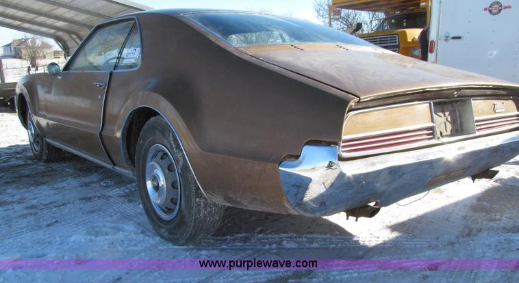 image for item E4643 1966 Oldsmobile Toronado