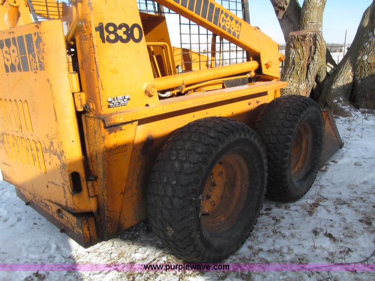 image for item E4644 1979 Case 1830 skid steer