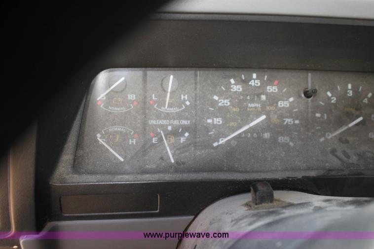 image for item G4415 1991 Ford Ranger XLT pickup truck