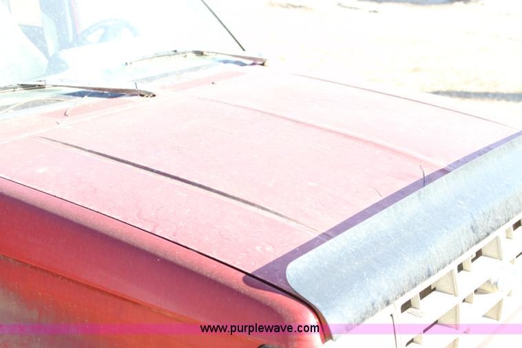 image for item G4415 1991 Ford Ranger XLT pickup truck