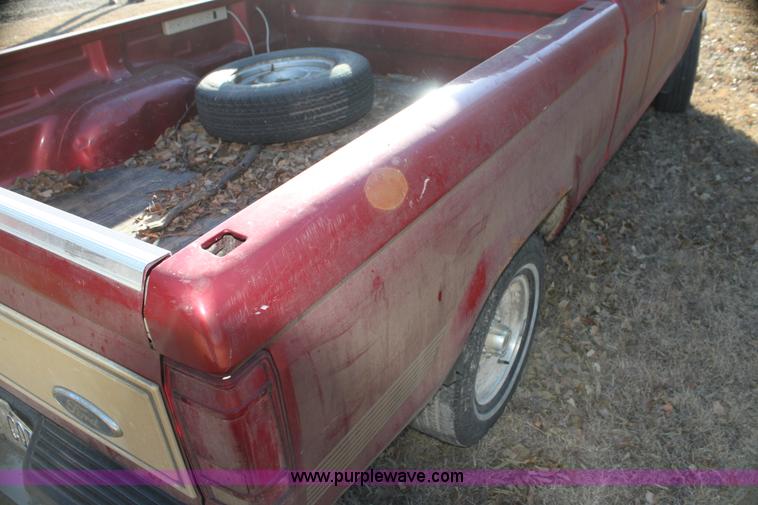 image for item G4415 1991 Ford Ranger XLT pickup truck