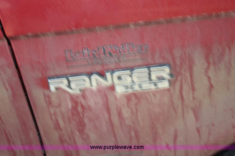 image for item G4415 1991 Ford Ranger XLT pickup truck