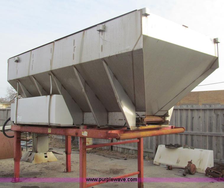 image for item G9670 2002 Flink 8615-S4 stainless steel spreader