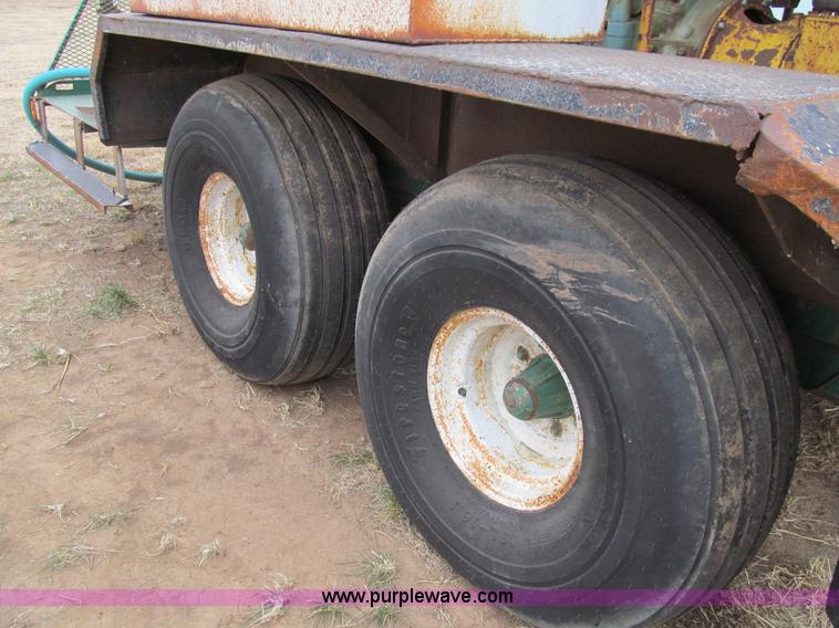 image for item G9698 Portable sandblaster