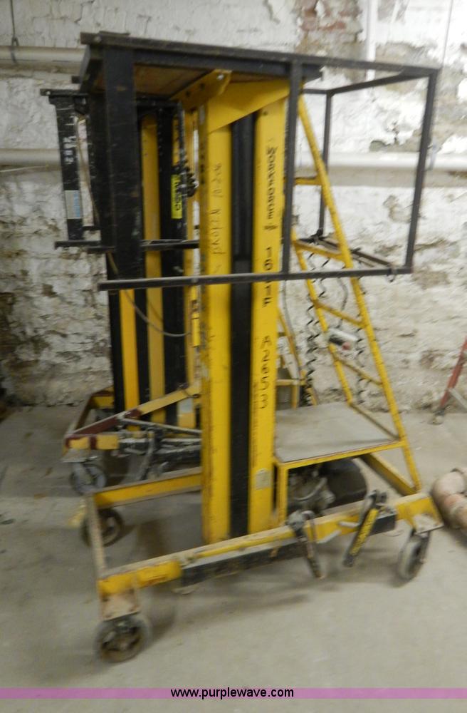 image for item H3890 (2) single man lifts