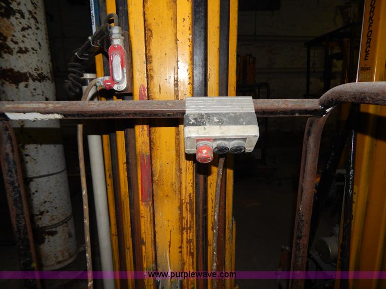 image for item H3892 (2) single man lifts