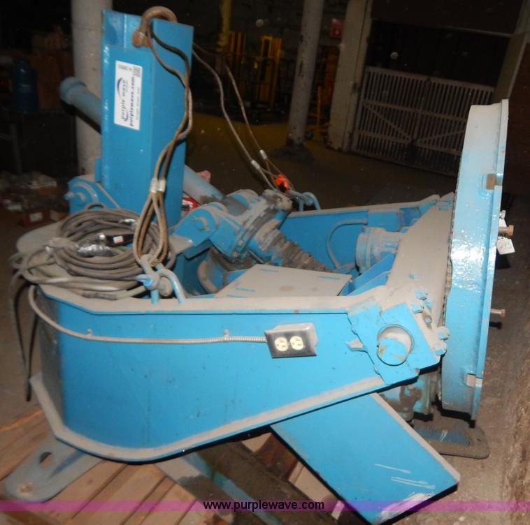 image for item H3893 P&H welding positioner