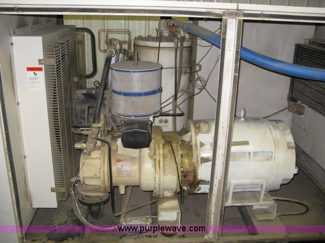 image for item H7836 1995 Ingersoll Rand SSR-EP75 air compressor and dryer