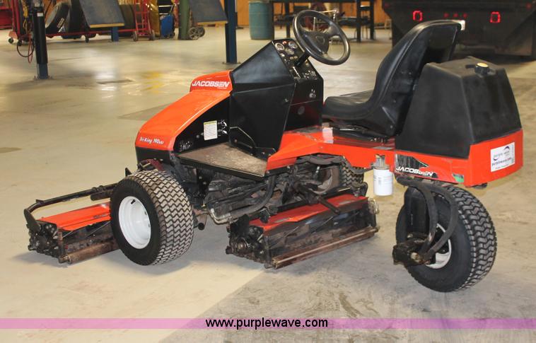 image for item H8387 2002 Jacobsen Tri-King 1900D reel mower