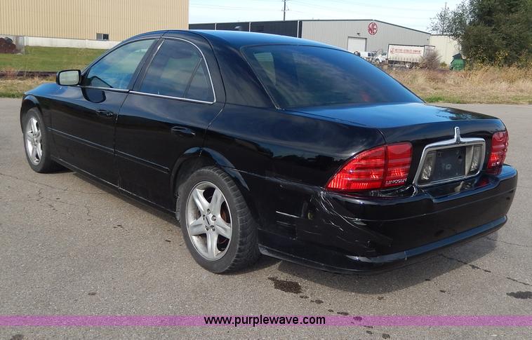 image for item H9599 2001 Lincoln LS V8