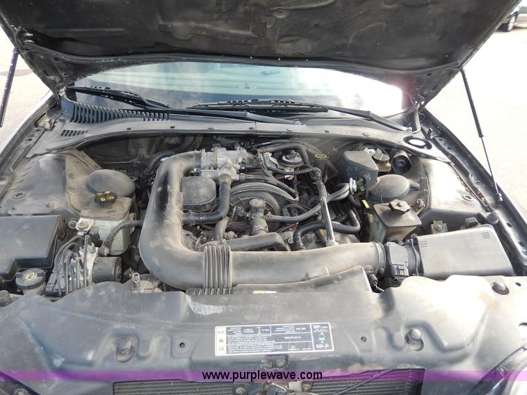 image for item H9599 2001 Lincoln LS V8