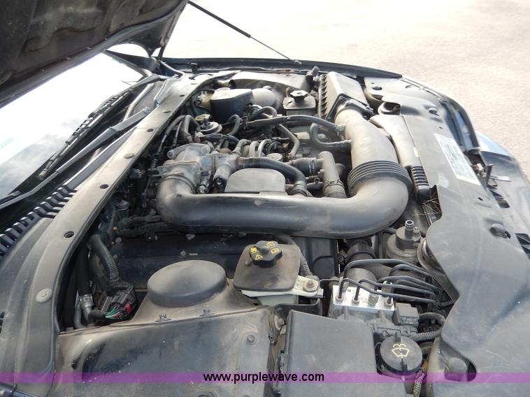 image for item H9599 2001 Lincoln LS V8