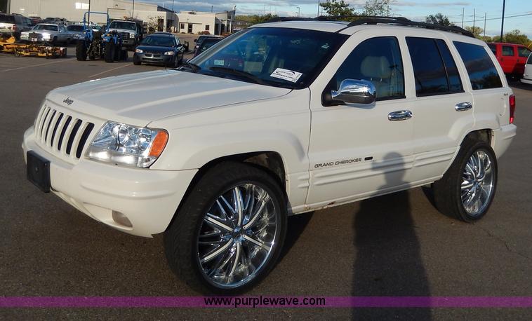image for item H9632 2000 Jeep Grand Cherokee Limited SUV