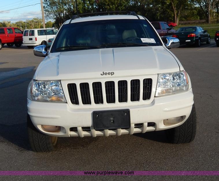 image for item H9632 2000 Jeep Grand Cherokee Limited SUV