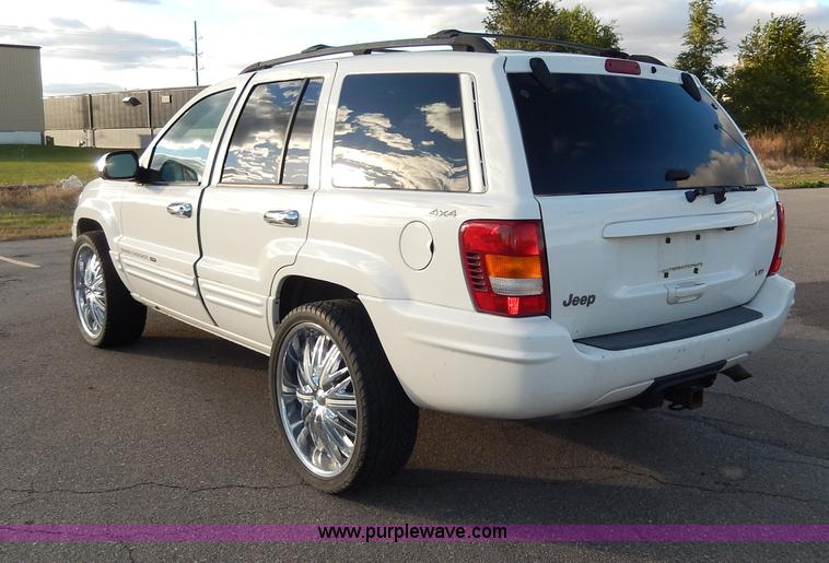 image for item H9632 2000 Jeep Grand Cherokee Limited SUV