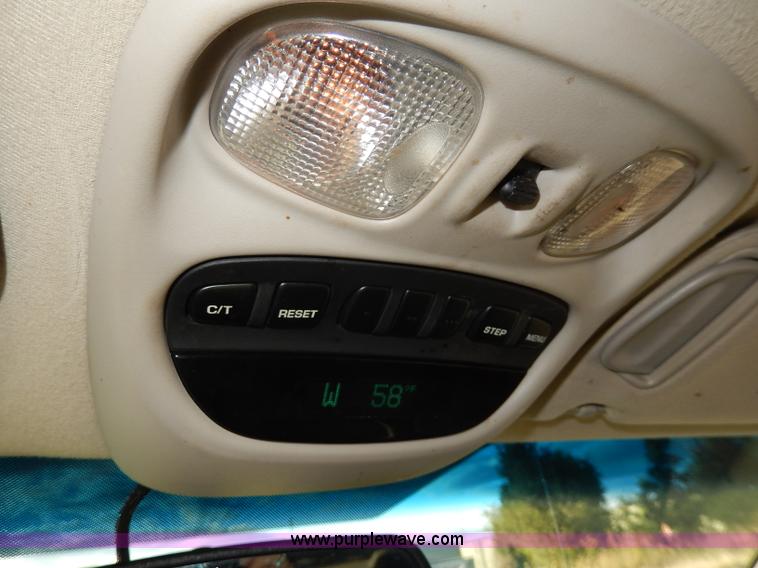 image for item H9632 2000 Jeep Grand Cherokee Limited SUV