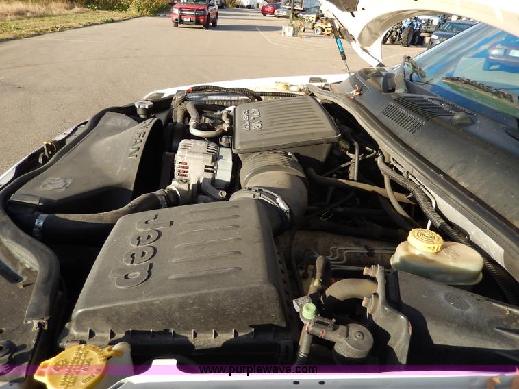 image for item H9632 2000 Jeep Grand Cherokee Limited SUV