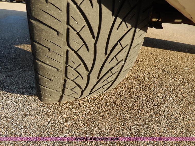 image for item H9632 2000 Jeep Grand Cherokee Limited SUV