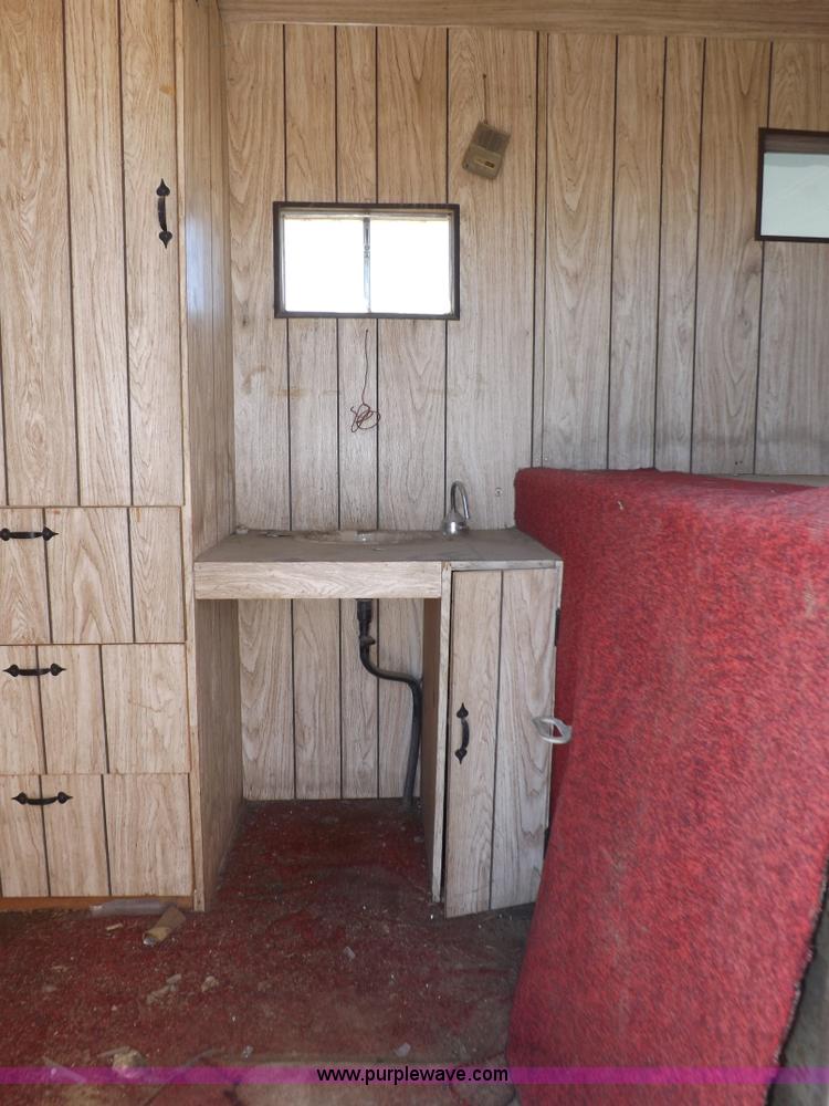 image for item I8356 31' tandem axle livestock trailer