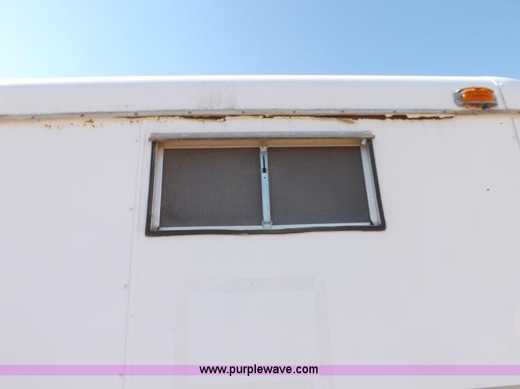 image for item I8356 31' tandem axle livestock trailer